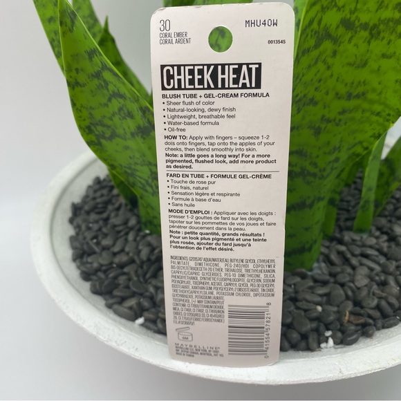 Maybelline Cheek Heat Gel-Cream Blush Lightweight dewy finish in 30 coral ember - Picture 2 of 3